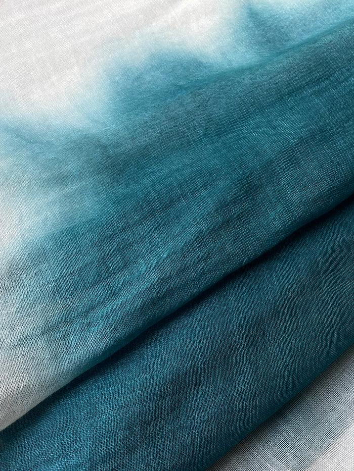 Denis Colomb Mustang Peacock Stole Moonbeam+Blue Ocean