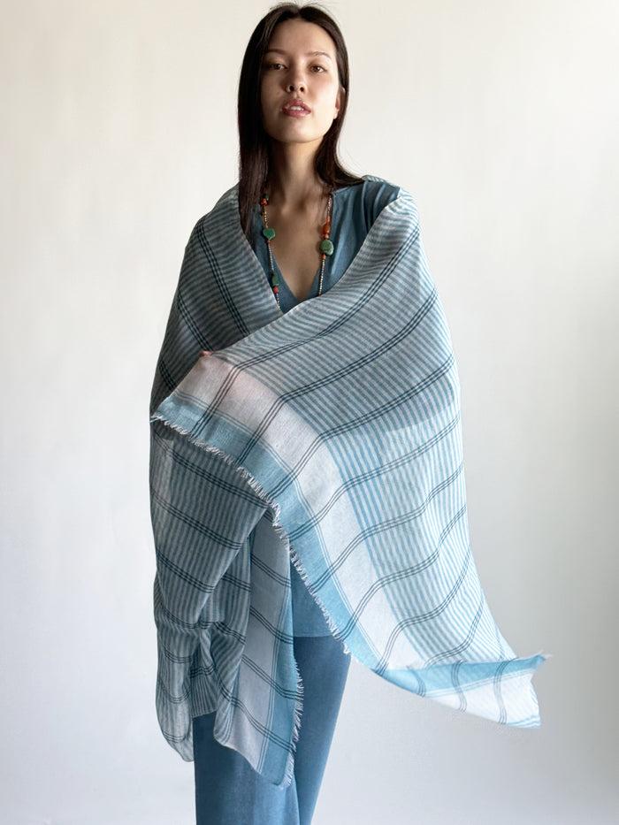 denis colomb Patmos Shawl White + Lagua Azul + Midnight Blue