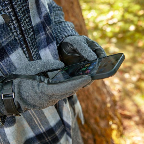 Dents Men’s Touchscreen Lined Flannel And Leather Gloves