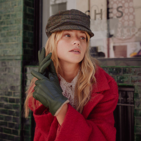 Dents Women’s Three-Point Wool-Lined Leather Gloves With Knitted Cuffs