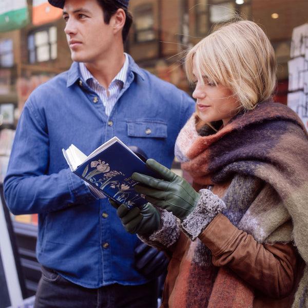 Dents Women’s Touchscreen Three-Point Lined Leather Gloves With Faux Fur Cuf