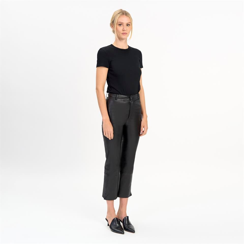 Desa 1972 K14423 | Leather Capri