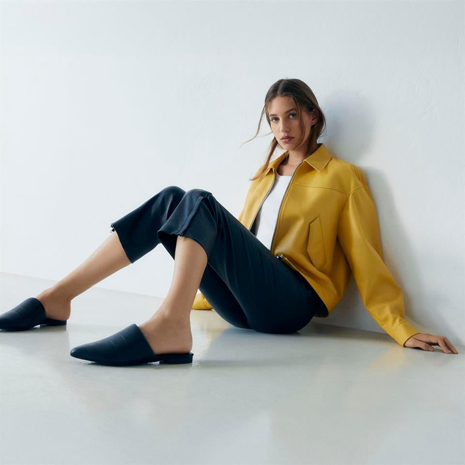 desa 1972 K14423 | Leather Capri