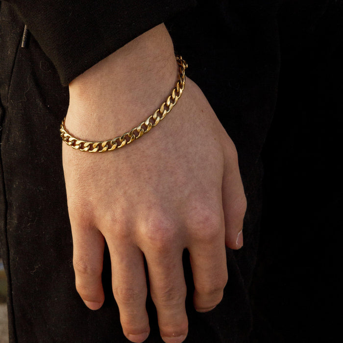 Designb Curb Chain Bracelet In Gold Stainless Steel - 6mm