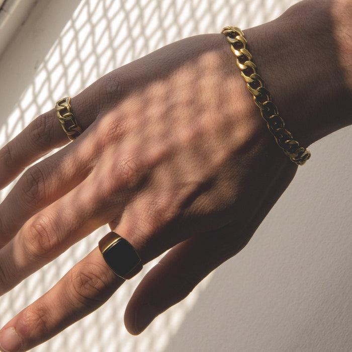 Designb Curb Chain Bracelet In Gold Stainless Steel - 9mm