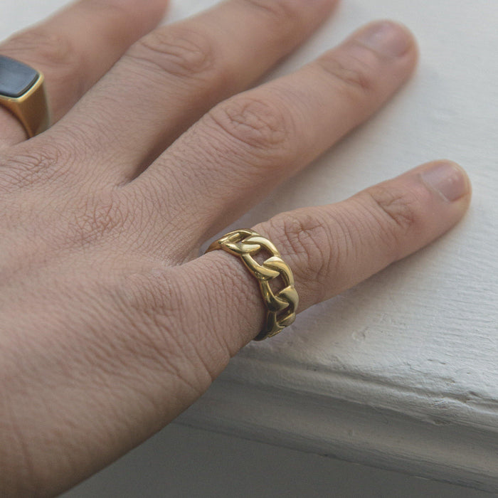 Designb Curb Chain Ring In Gold Stainless Steel