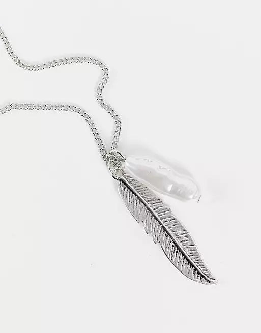Designb Feather And Pearl Necklace
