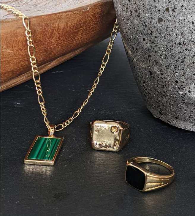 Designb Signet Rings In Gold - 2 Pack