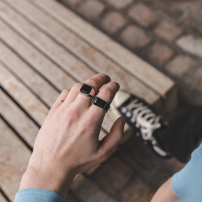 Designb Signet Ring In Silver With Square Black Resin