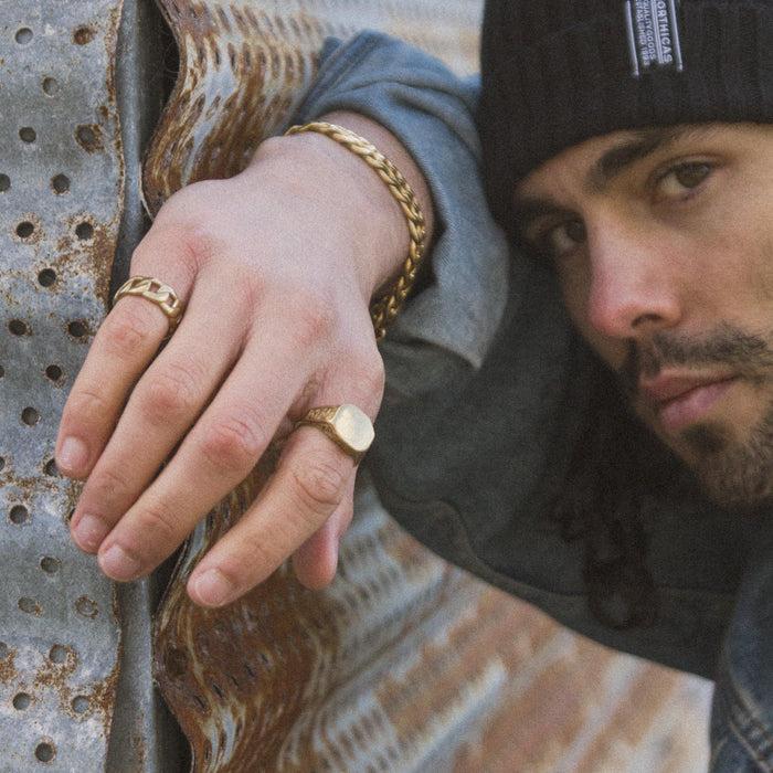 Designb Signet Ring With Engraved Details In Gold Stainless Steel