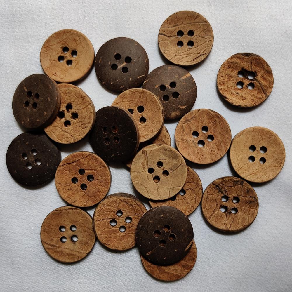 designerbox Coconut Shell 4 Holes Round Buttons for Sewing Craft and Embroidery (50 Pieces 2 CM)