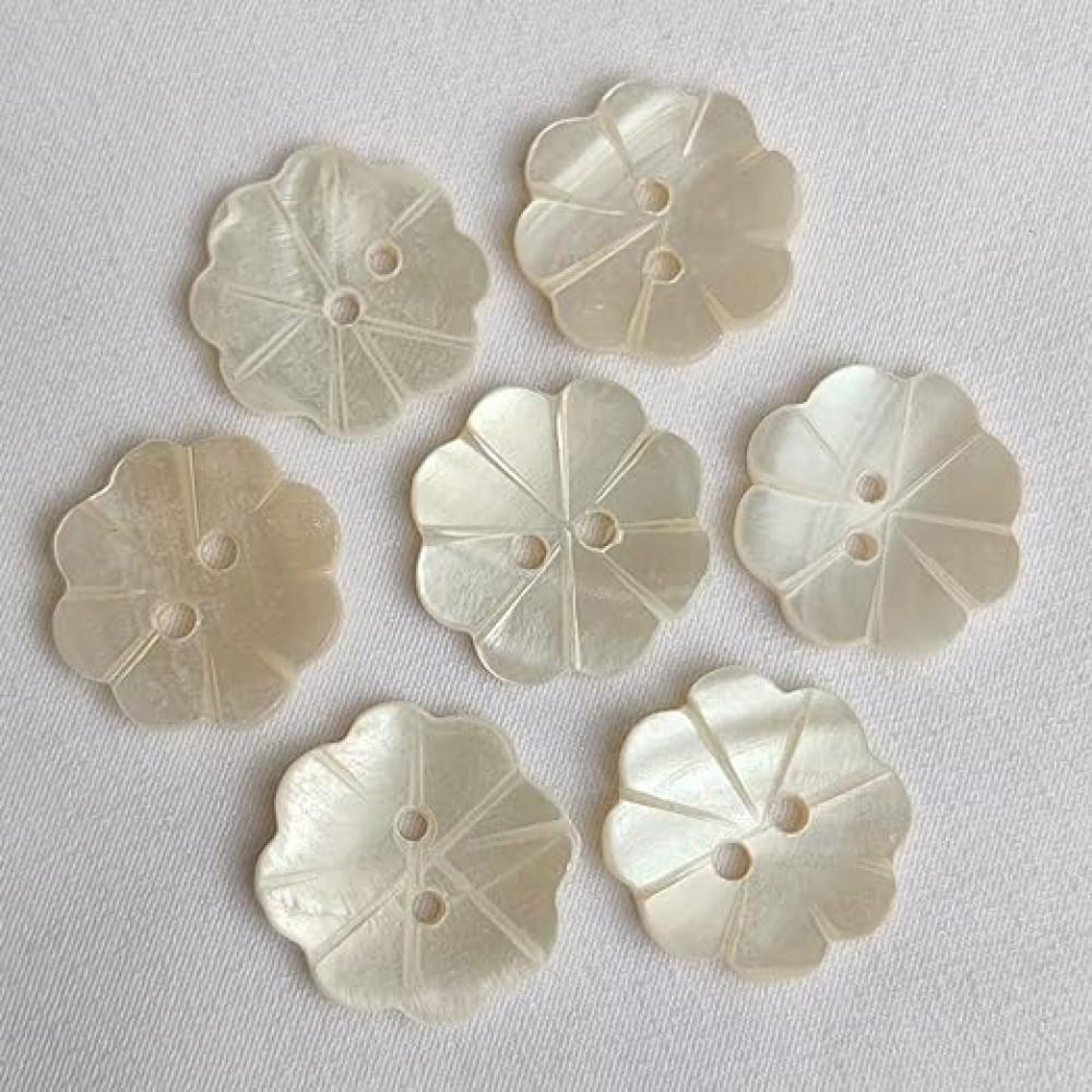 designerbox Sea Shell Mother of Pearl Flower Shape 2 Holes Round Buttons