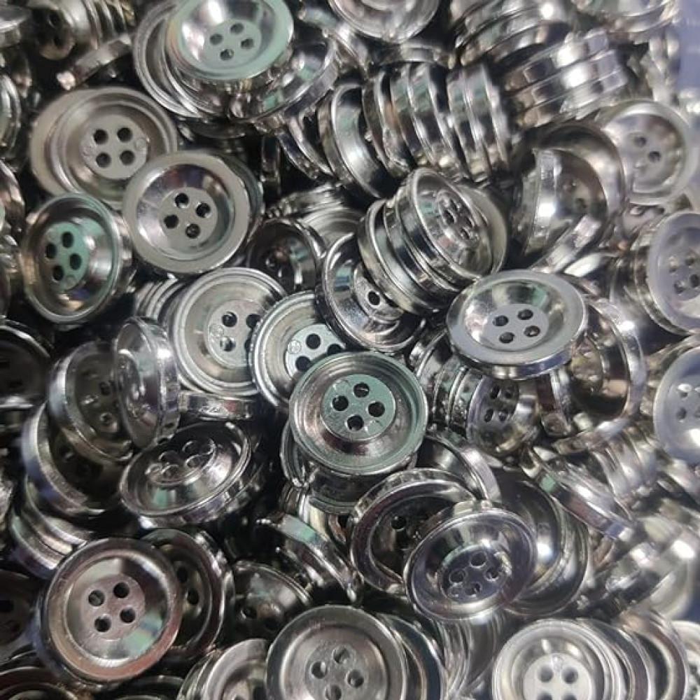 designerbox Silver Acrylic 4 Hole Fancy Acrylic Button use for Jackets Pants Shirts Blouses DIY Crafts and Project (Pack of 50 pcs Size : 1.4 cm)