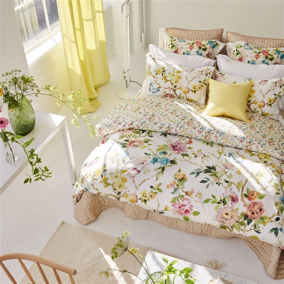 designers guild Fiore D'acqua Peony Bedding
