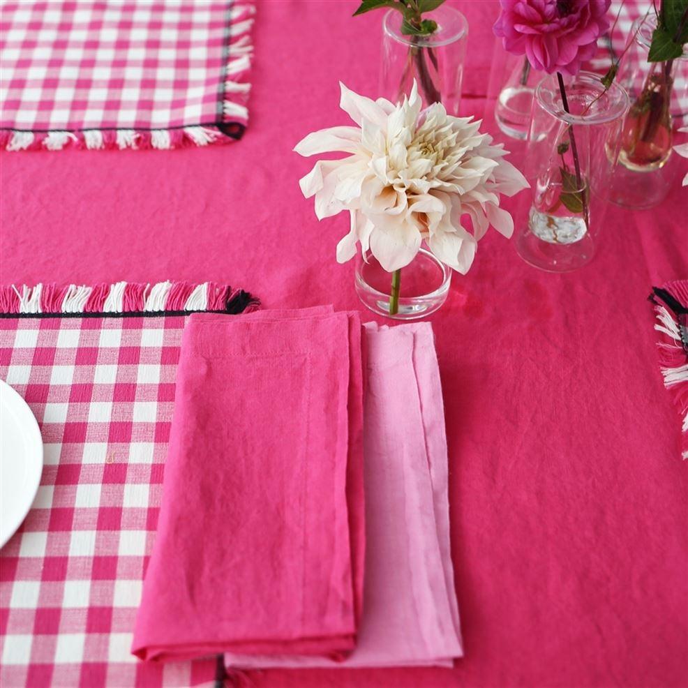 Designers Guild Lario Fuchsia Linen Table Cloth Runner Placemats & Napkins