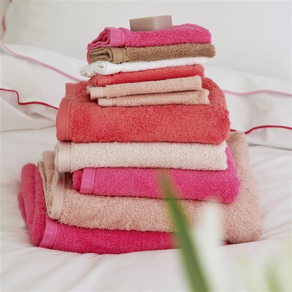 Designers Guild Loweswater Fuchsia Organic Cotton Towels