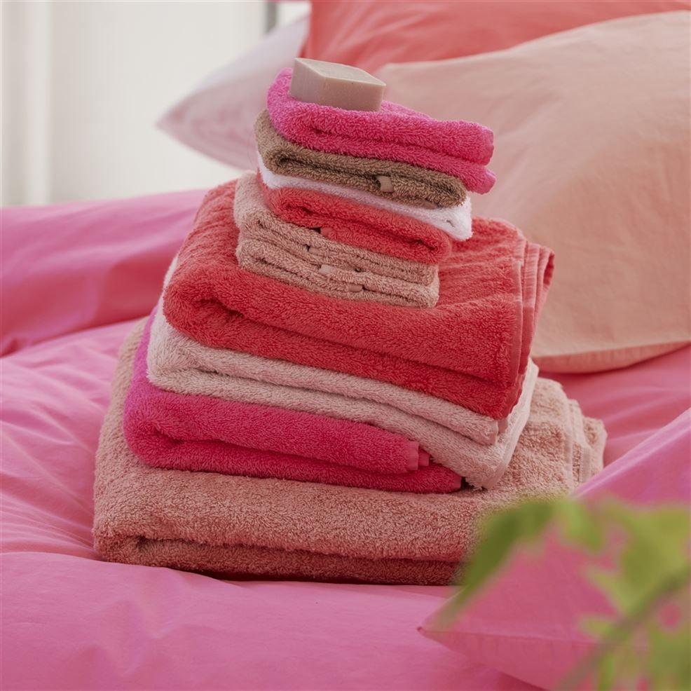 Designers Guild Loweswater Fuchsia Organic Cotton Towels