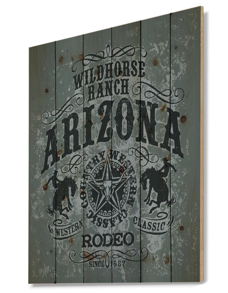 Designq Arizona Wild Horse Rodeo - Farmhouse Art Print On Natural Pine Wood