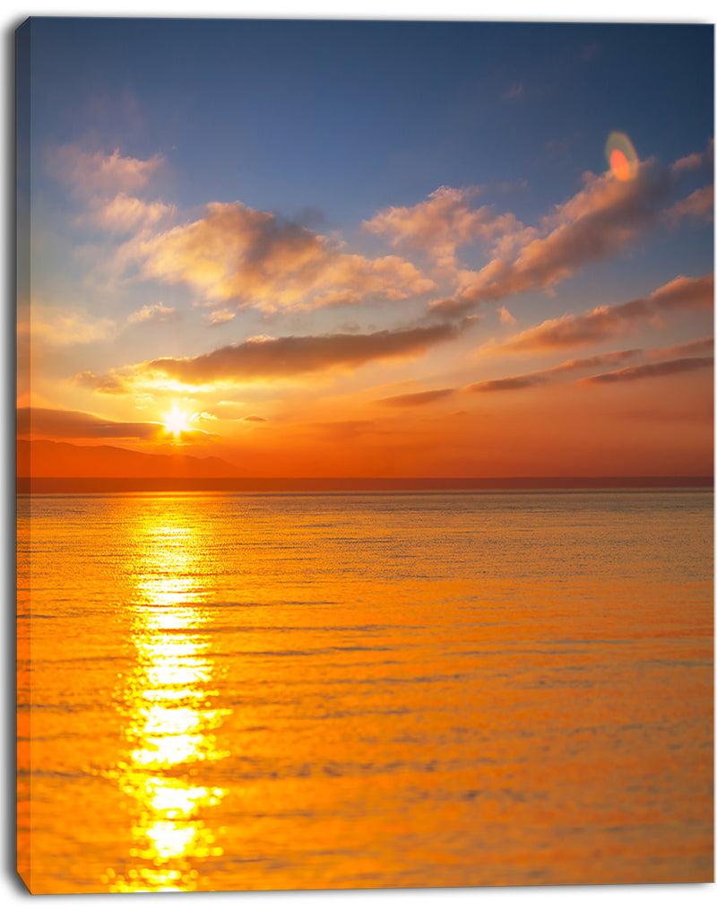 Designq Beautiful Sunset Reflecting In Sea - Large Seashore Canvas Print