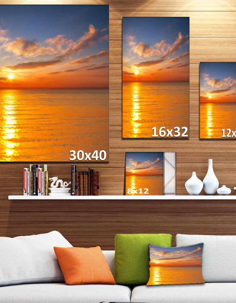 Designq Beautiful Sunset Reflecting In Sea - Large Seashore Canvas Print