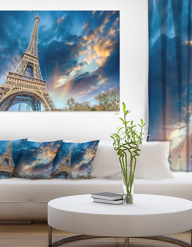 designq Beautiful View of Paris Eiffel Tower under Fiery Sky - Cityscape Canvas print