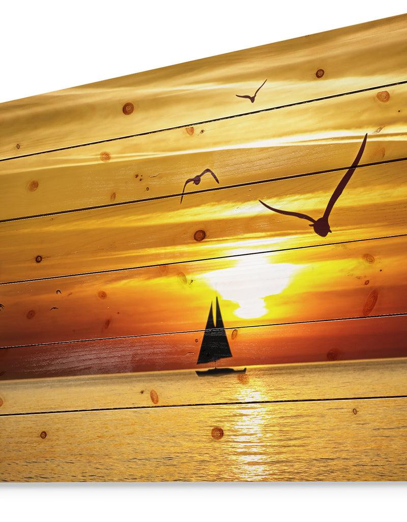 Designq Bright Yellow Beach With Birds - Seashore Print On Natural Pine Wood