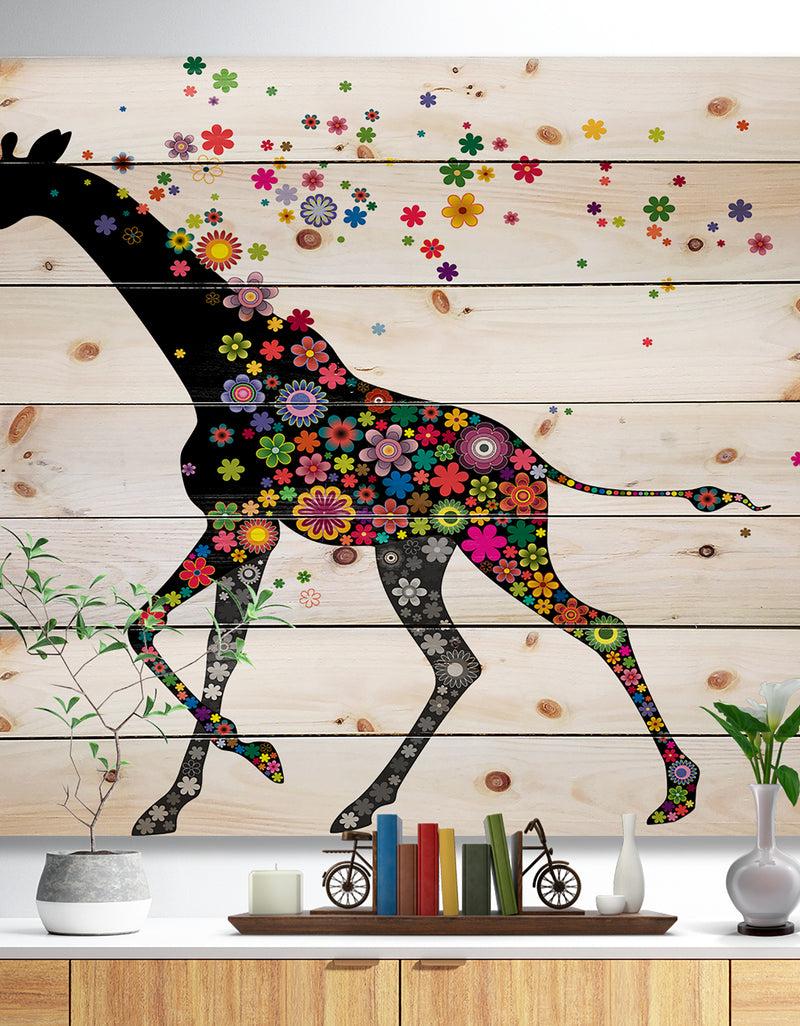 designq Cheerful Giraffe Running - Animal Print on Natural Pine Wood