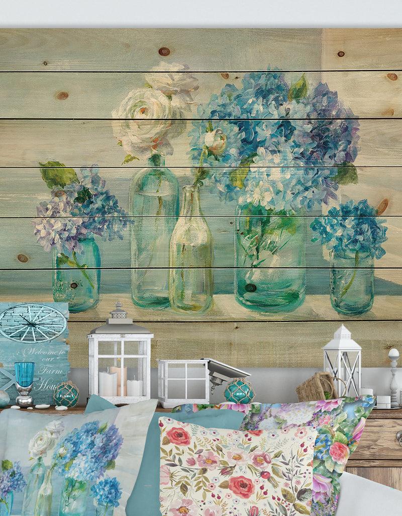 designq Coastl Flowers Bouquets - Nautical & Coastal Print on Natural Pine Wood