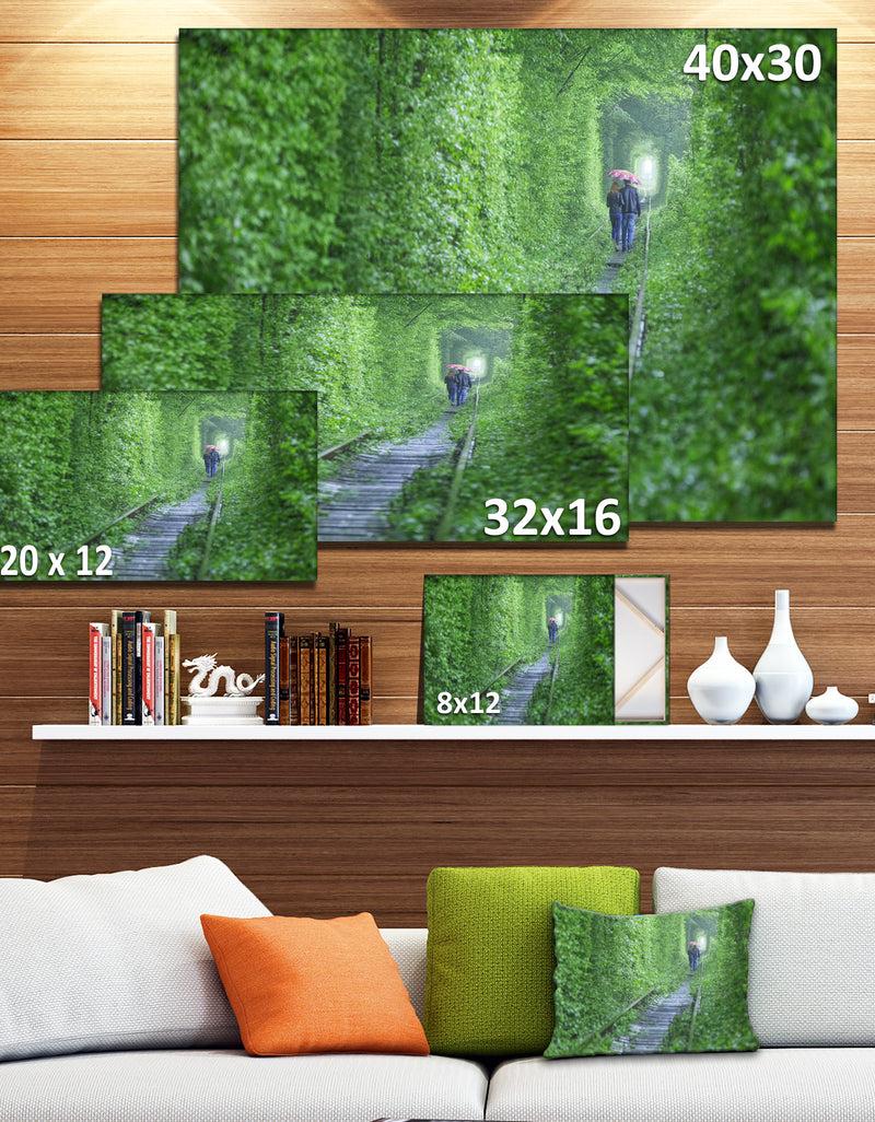 Designq Couple Walking Into Tunnel - Modern Landscpae Wall Art