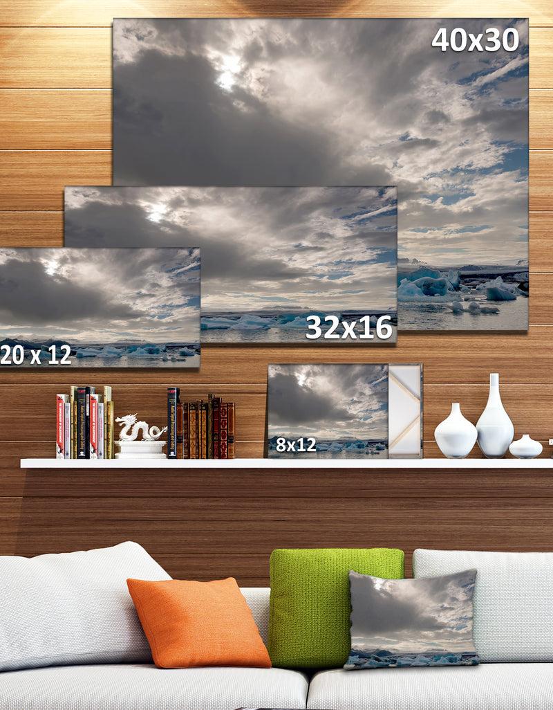 Designq Design Canvas Art Print 'Ice Of Jokulsarlon Lagoon - Large Landscape Canvas Art Print
