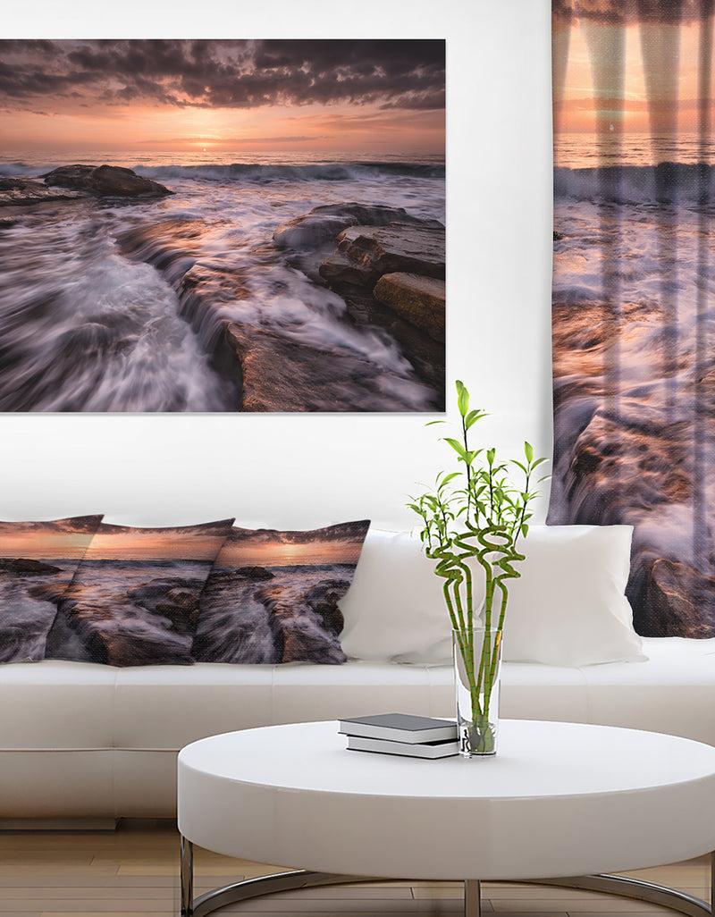 designq Exotic Flow of Waters over Rocks - Contemporary Seascape Art Canvas