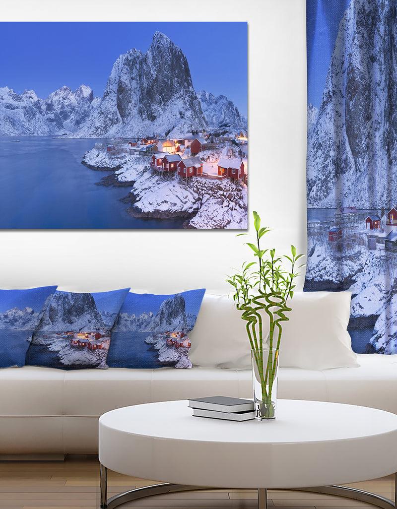 designq Fishermen Cabins in Winter - Modern Seashore Canvas Wall Art