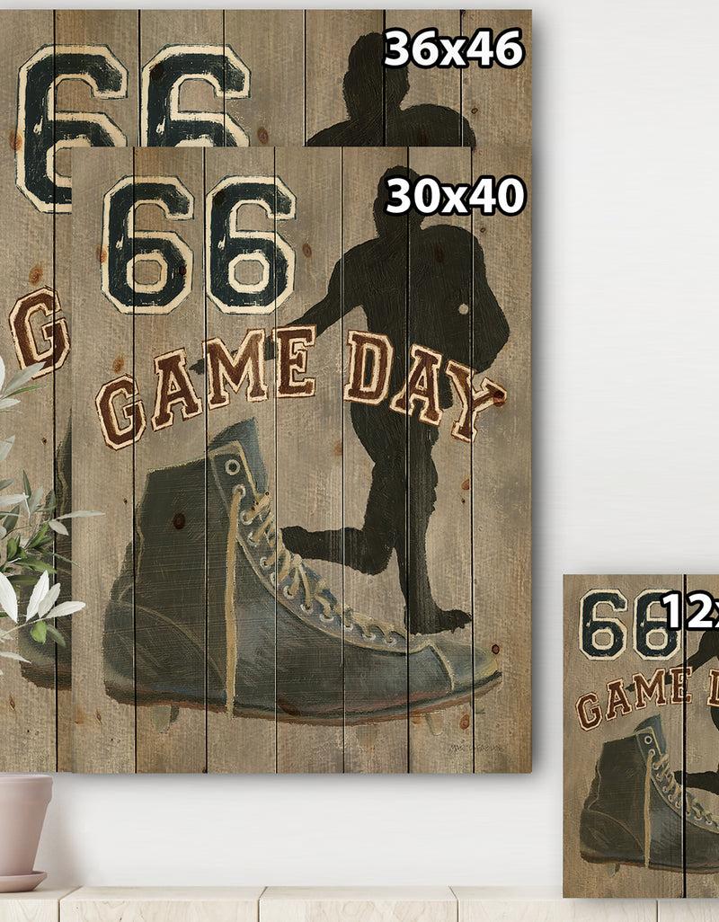 Designq Football Game Day II - Vintage Sport Print On Natural Pine Wood
