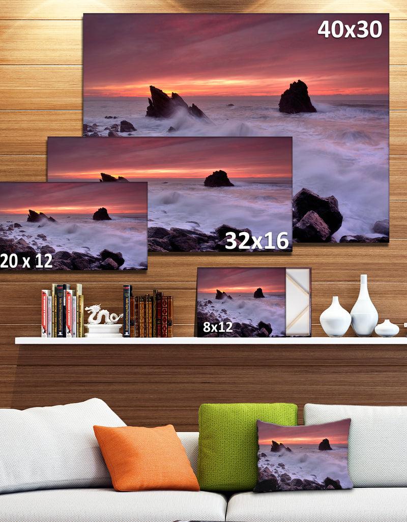 Designq Force Of Sea Hitting Rocky Coast - Contemporary Seascape Art Canvas