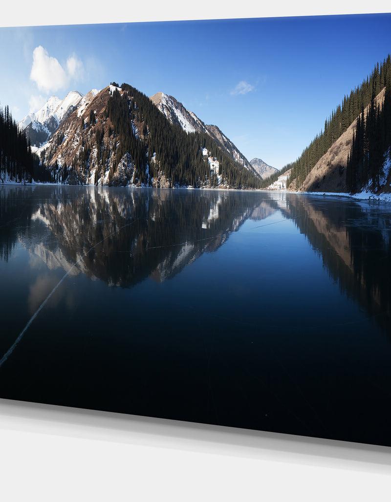 Designq Frozen Mountain Lake Pano - Landscape Wall Artwork