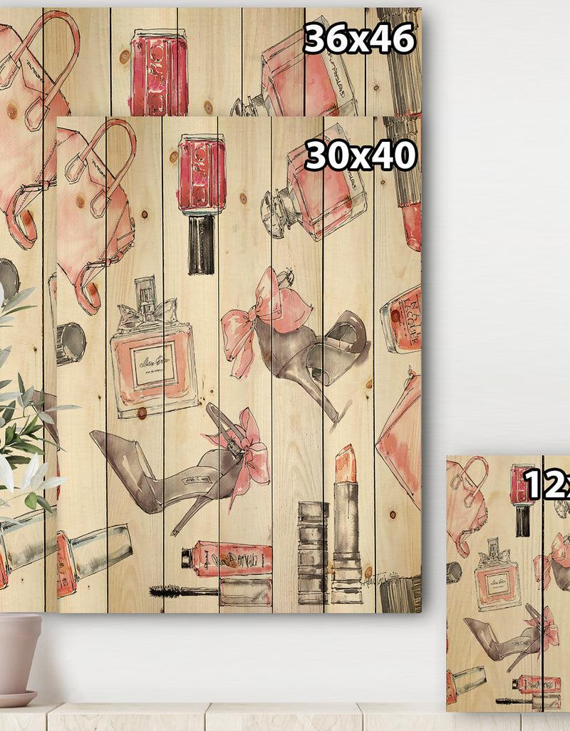 Designq Glam Chic Accents Pattern I - Fashion Print On Natural Pine Wood