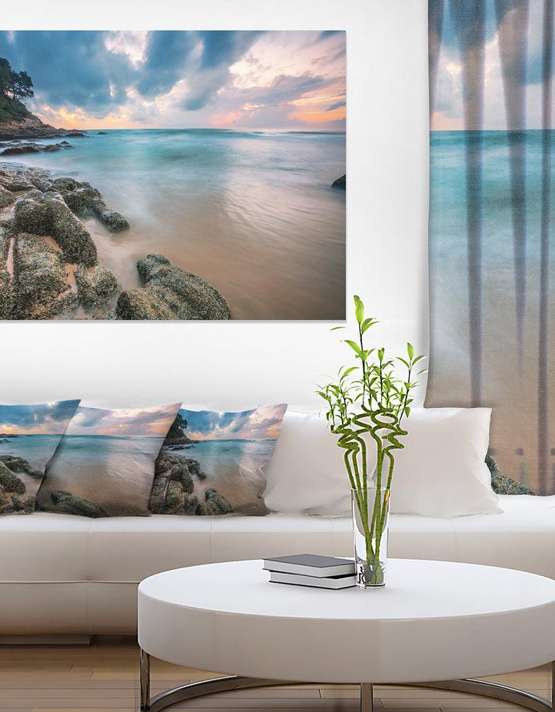 designq Gloomy Tropical Sunset Beach - Extra Large Seascape Art Canvas