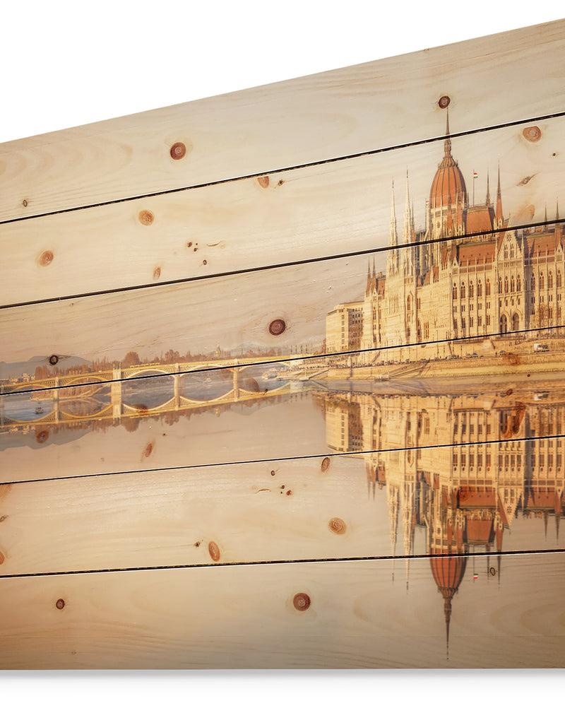 Designq Hungarian Parliament Panorama - Cityscape Print On Natural Pine Wood