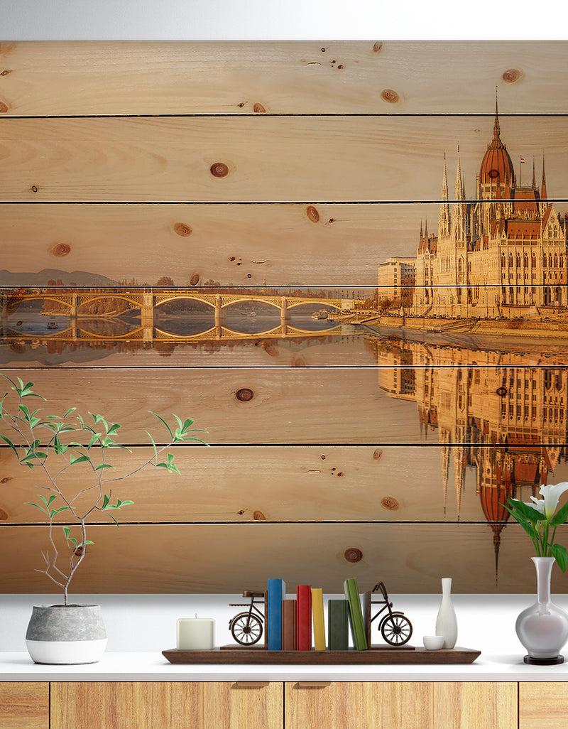 designq Hungarian Parliament Panorama - Cityscape Print on Natural Pine Wood
