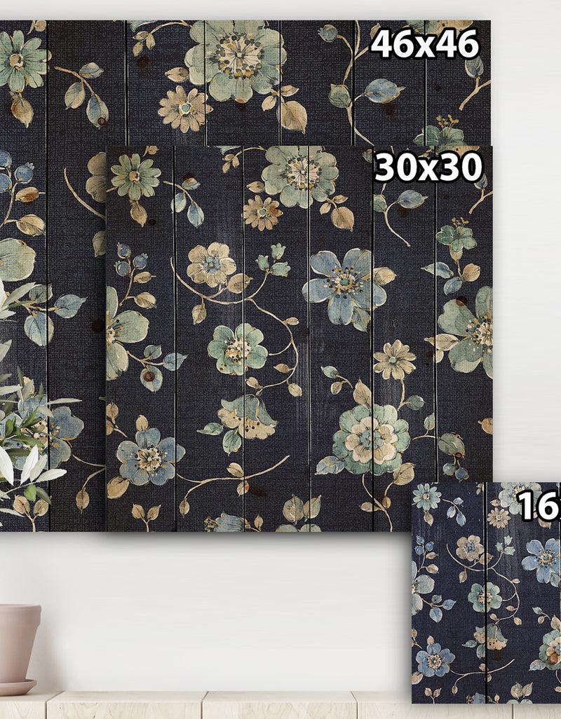 Designq Indigold Metallic Flower Pattern - Floral Print On Natural Pine Wood