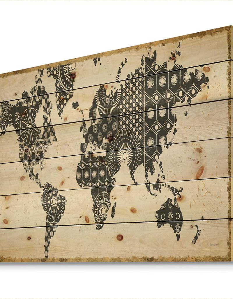 Designq Madallions Map - Traditional Print On Natural Pine Wood