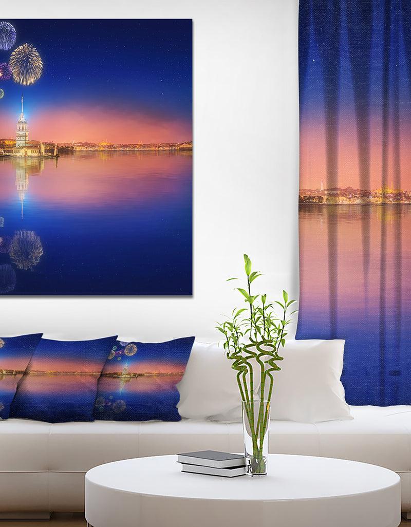 designq Maiden Tower or Kiz Kulesi Istanbul - Sea & Shore Cityscapes Photographic on wrapped Canvas