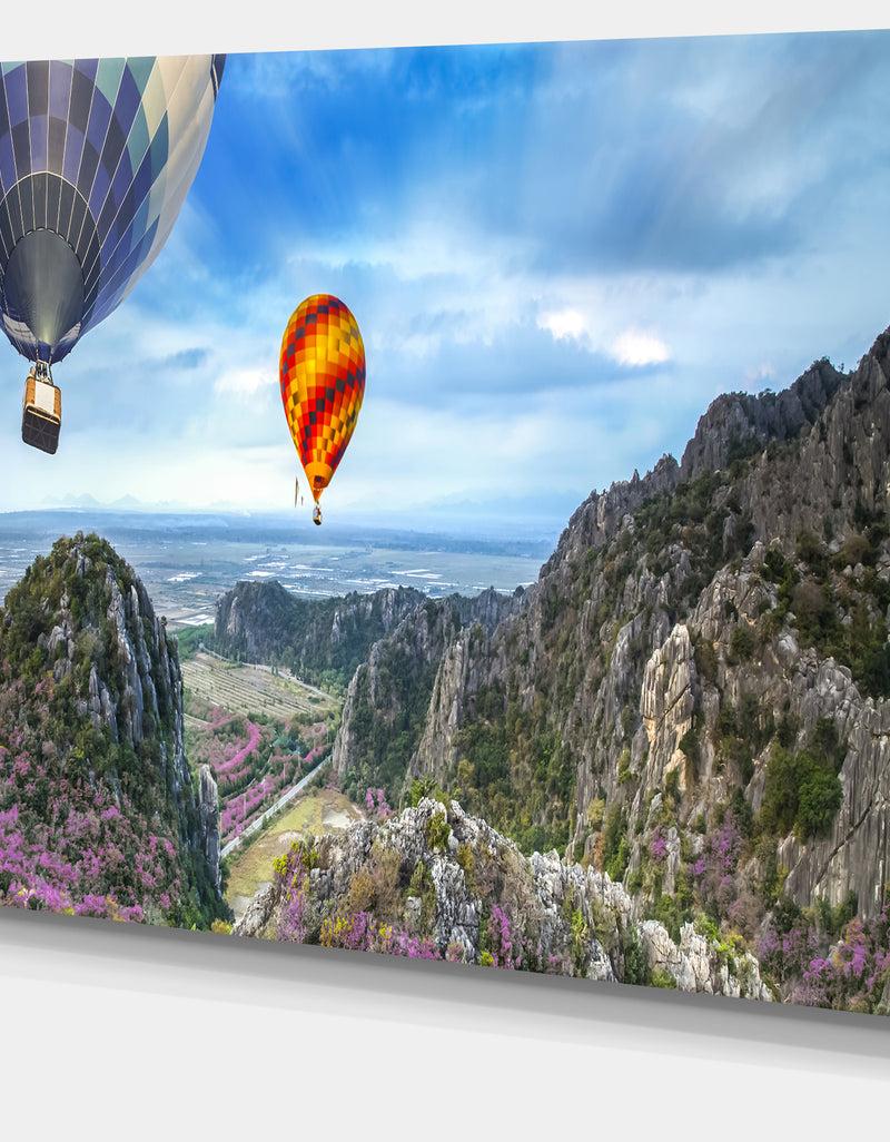 Designq Mountains And Balloon Landscape - Photo Canvas Print