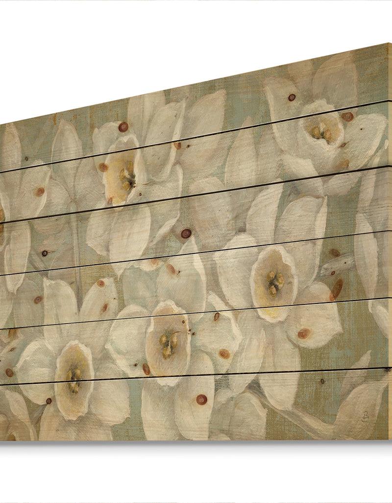Designq Pure Pastel White Flowers - Farmhouse Print On Natural Pine Wood