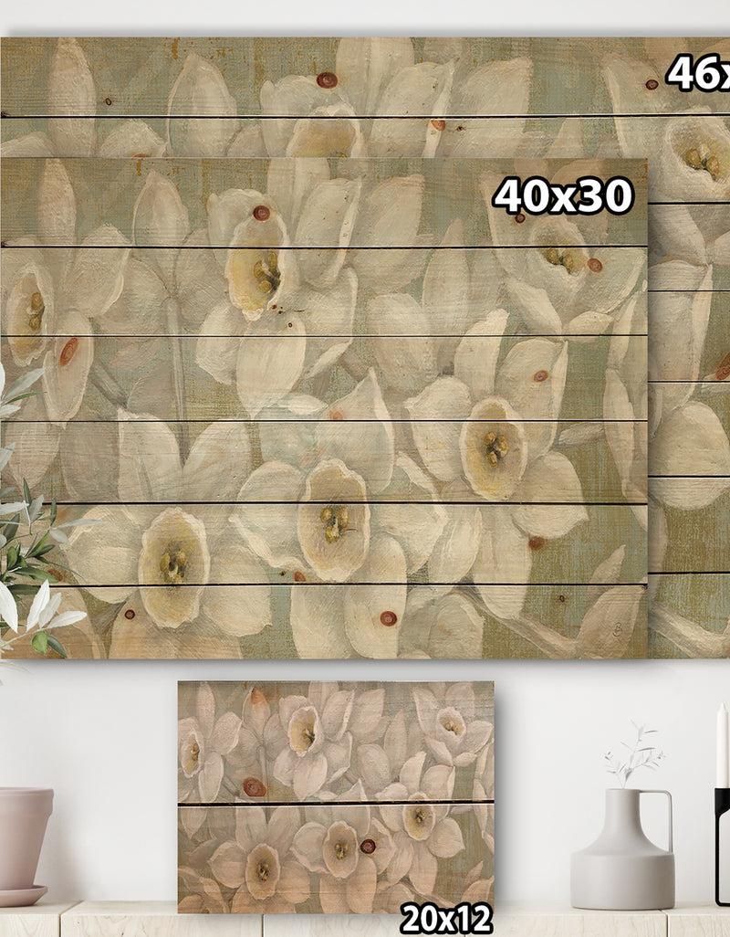 Designq Pure Pastel White Flowers - Farmhouse Print On Natural Pine Wood