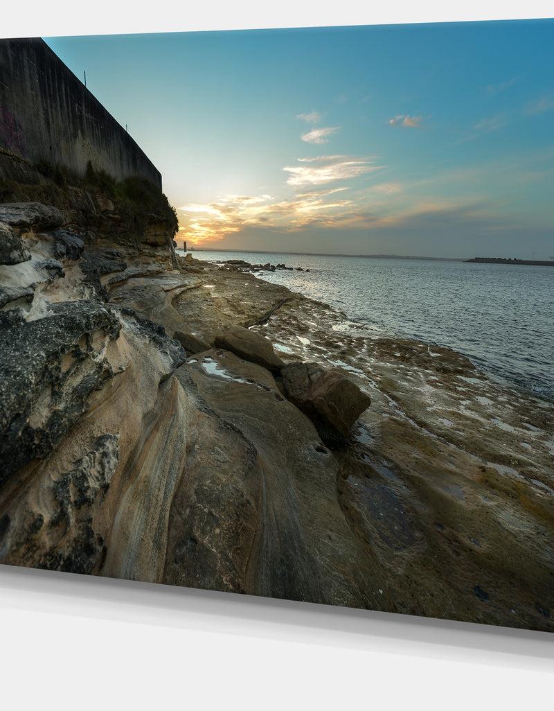 Designq Rocky Sydney Beach View - Seashore Canvas Wall Artwork