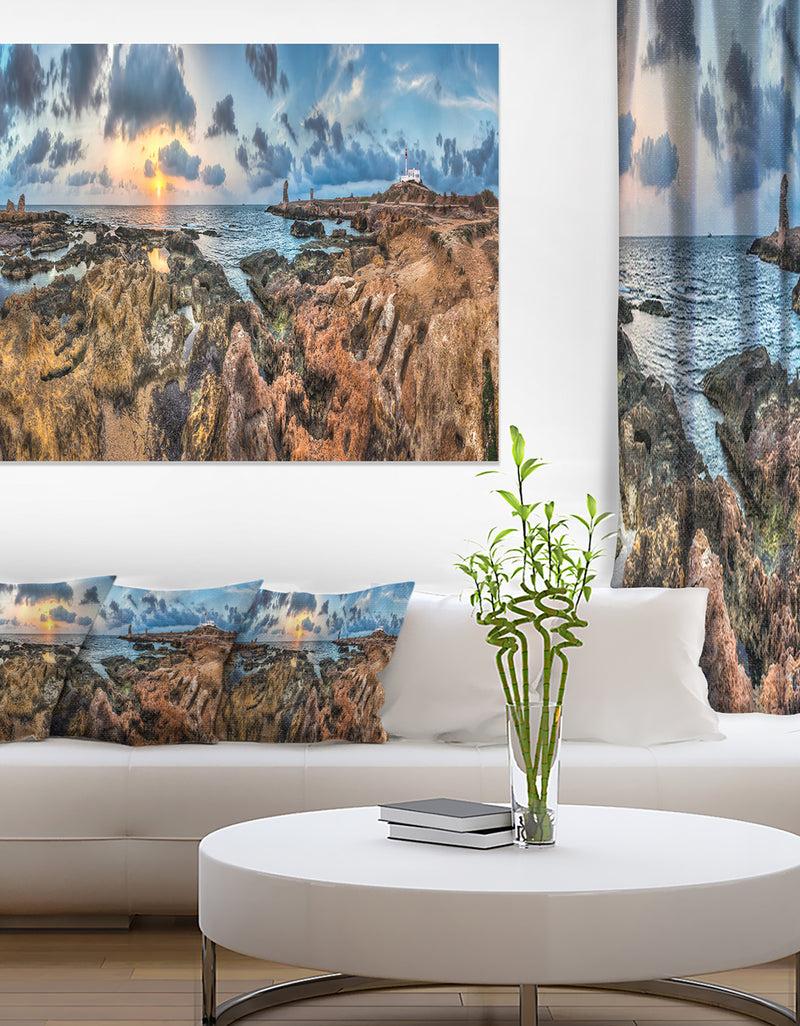 designq Rocky with Historic Ruins Evening - Landscape Wall Art Canvas Print