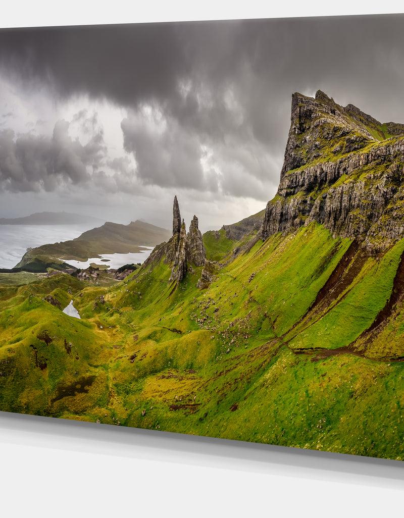 Designq Storr Mountains Panorama - Landscape Photo Canvas Print