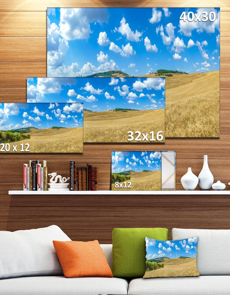 Designq Town Of Pienza Val D'Orcia Italy - Extra Large Landscape Canvas Art Print