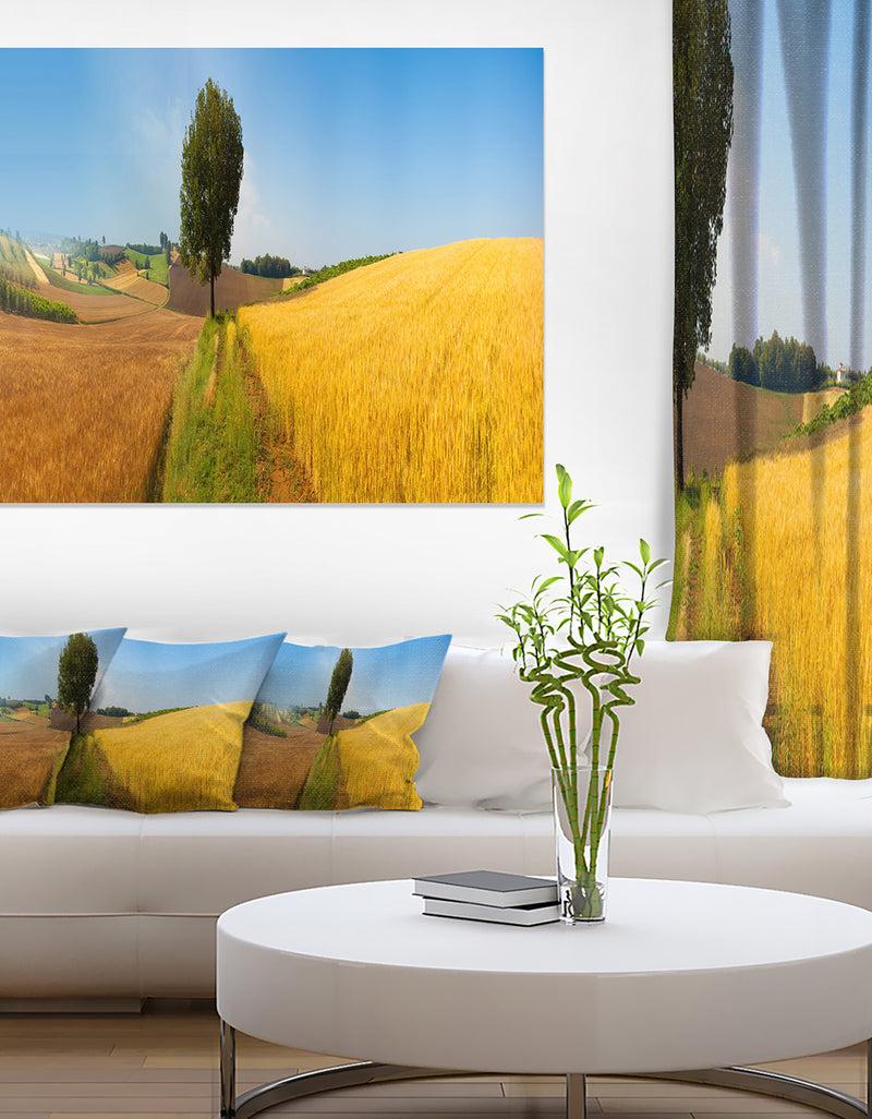 designq Tuscany Wheat Field Hill Panorama - Landscape Artwork Canvas